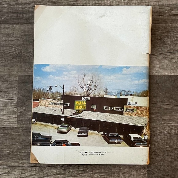 FREE ICE WATER: THE STORY OF WALL DRUG by DANNA C. JENNINGS - VINTAGE RARE 1969 - Picture 2 of 12